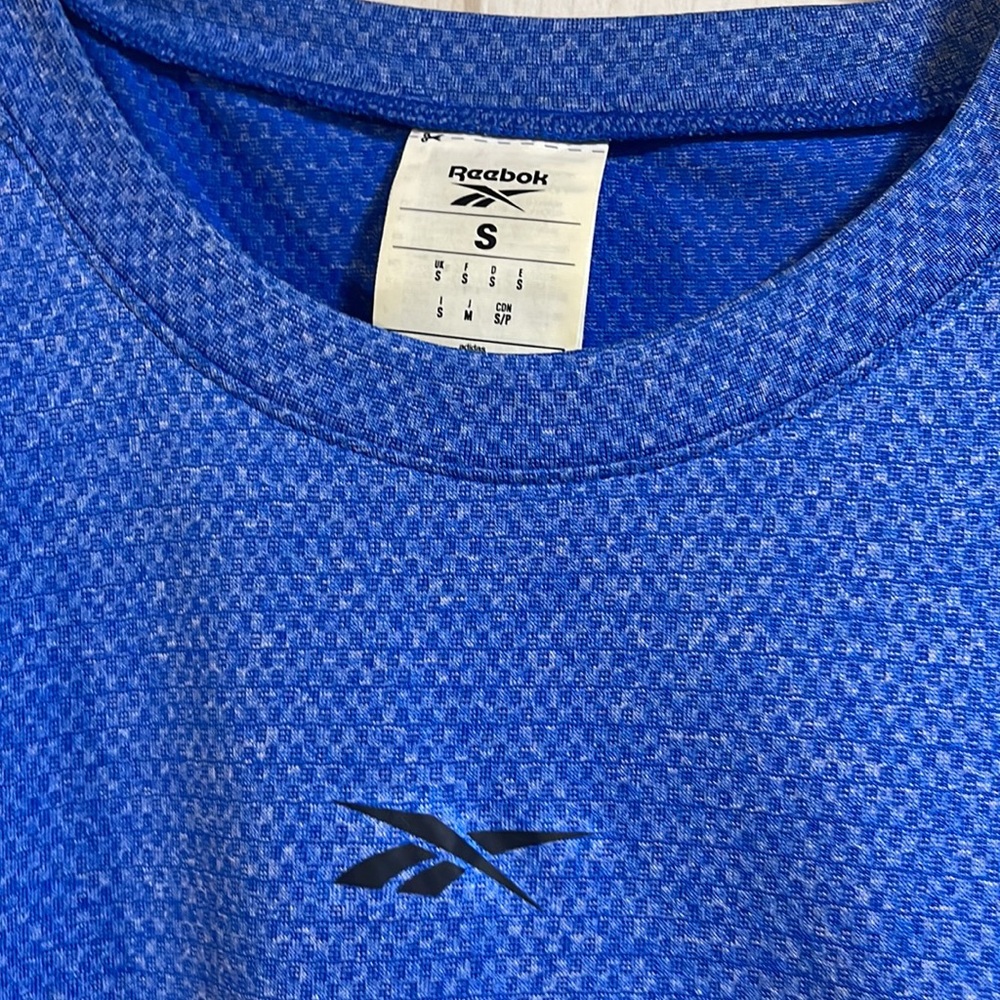 Reebok Performance Top - Picture 2 of 3